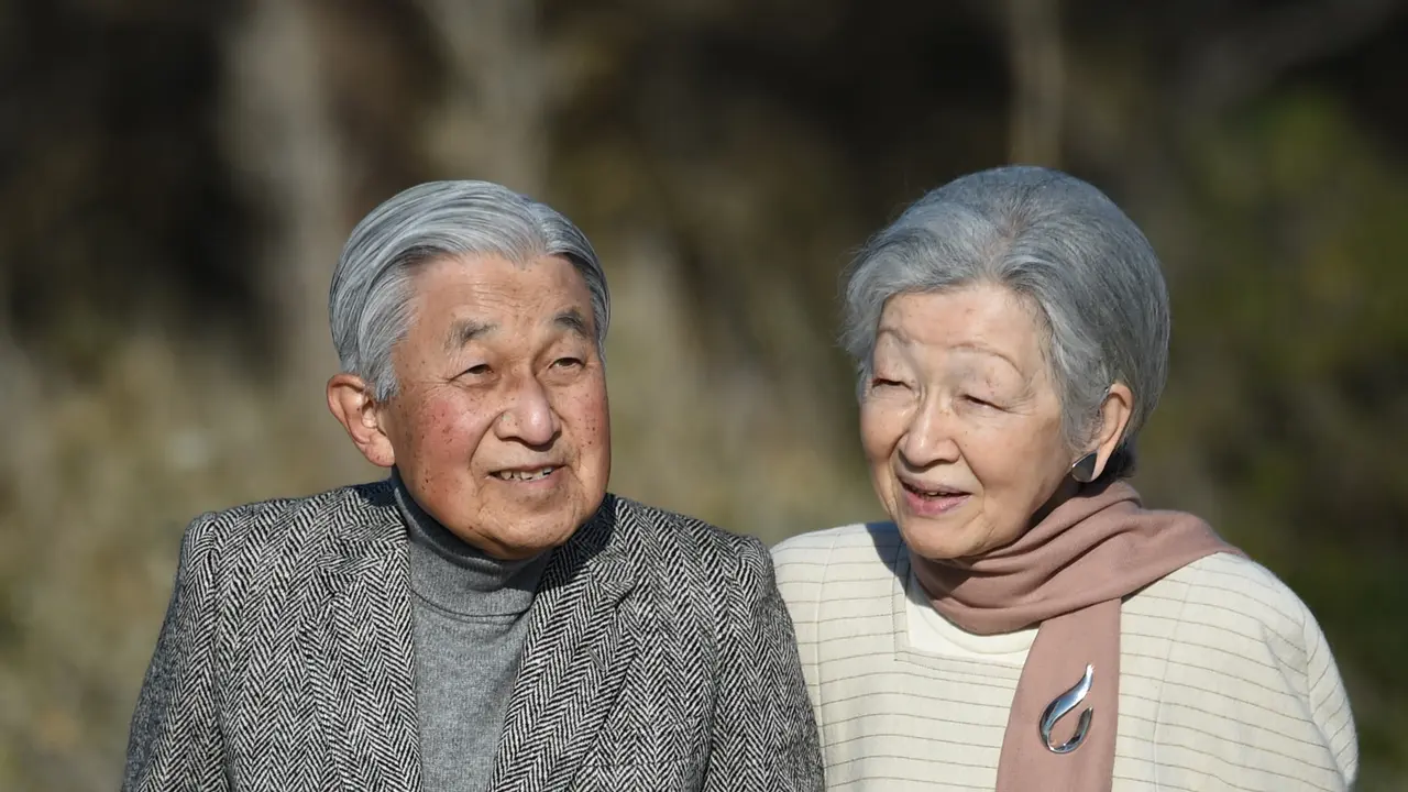 Kaisar Jepang Akihito dan Permaisuri Michiko