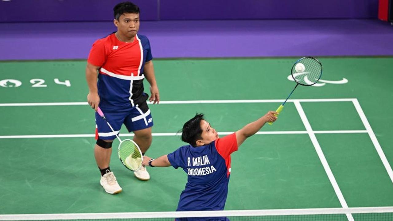 Subhan/Rina Marlina Mencatatkan Dua Kemenangan Berturut-turut di Paralimpiade Bulu Tangkis Paris 2024.