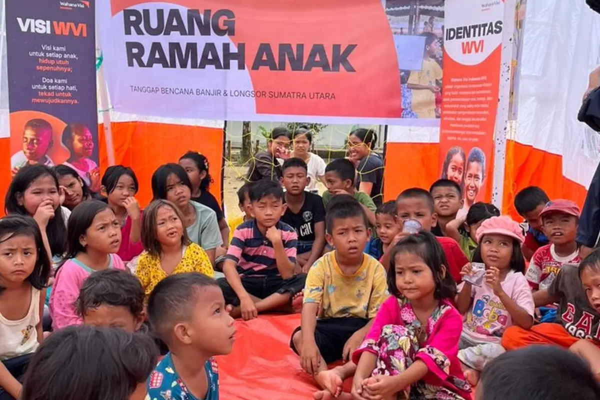 Anak-anak penyintas bencana banjir dan longsor di Tapanuli Tengah, Sumut