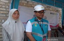 Tahukah Anda? PLN Madura Beri Sambungan Listrik Gratis untuk 100 Warga Miskin, Bantu Guru Honorer Kamilah!