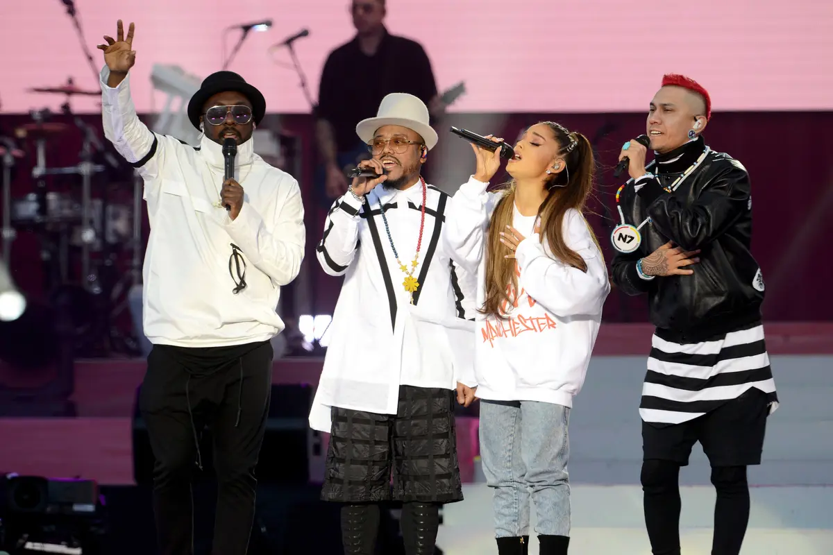 [Bintang] Black Eyed Peas dan Ariana Grande Bersatu di One Love Manchester