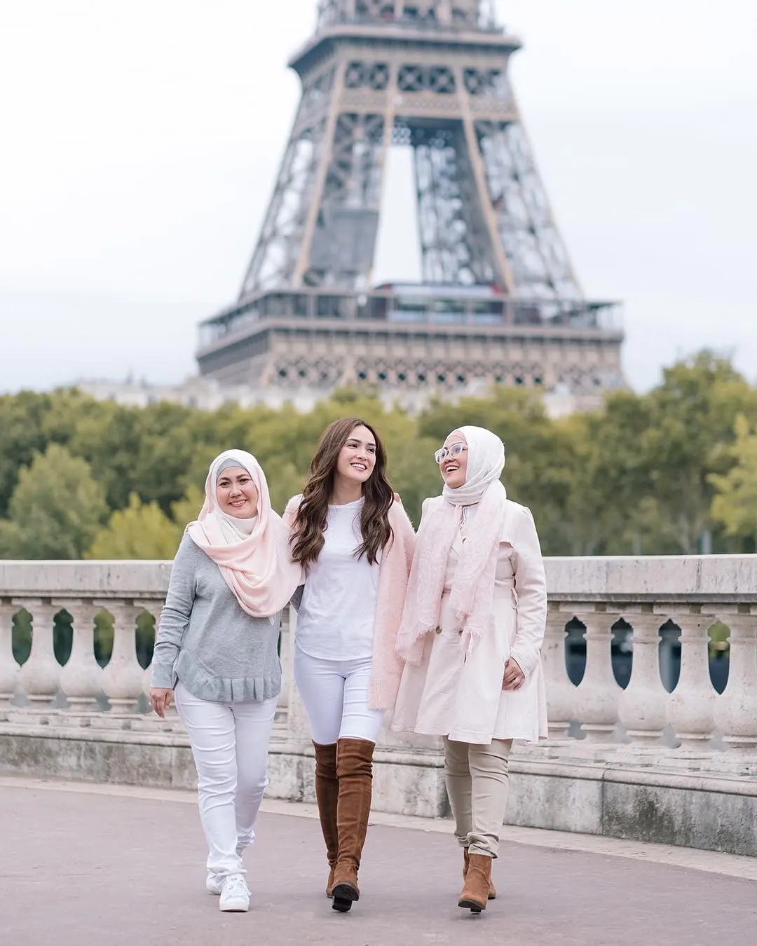 Shandy Aulia dan kakak-kakaknya. (Instagram/shandyaulia)