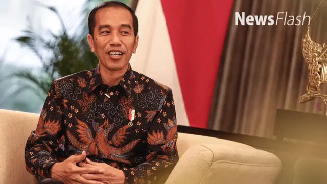 Presiden Joko Widodo atau Jokowi memimpin rapat terbatas terkait antisipasi perkembangan media sosial. Jokowi ingin ada evaluasi bagi media online yang sengaja menyebarkan berita bohong tanpa sumber yang jelas.