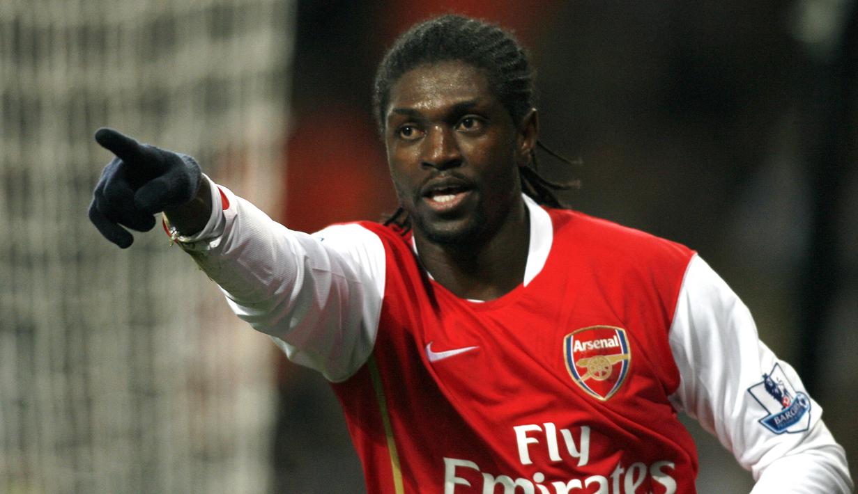 Emmanuel Adebayor. Pemain asal Togo ini membela 4 klub di Liga Inggris yang semuanya berlaga di Premier League mulai 2005/2006 hingga 2015/2016, yaitu Arsenal, Manchester City, Tottenham Hotspur dan Crystal Palace. Total 97 gol dicetaknya. Ia pensiun di Olimpia (Paraguay) pada 2020. (AFP/Glyn kirk)