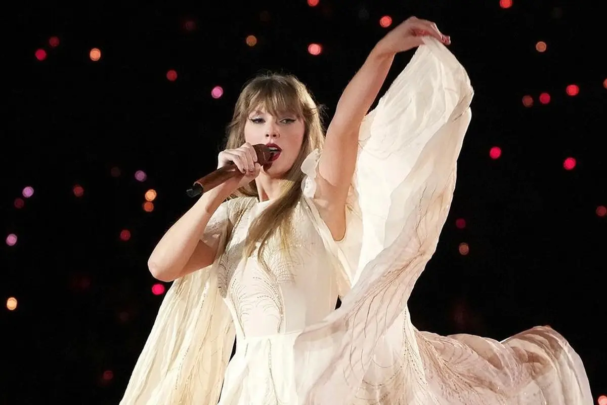 Parade Busana Taylor Swift di Konser Tur Era, Ini Kostum Terbaiknya!