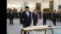 Djamari Chaniago dilantik sebagai Menteri Koordinator Bidang Politik dan Keamanan (Menko Polkam) di Istana Negara Jakarta, Rabu (17/9/2025) (Istimewa)