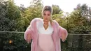 Kabar gembira kembali hadir dari keluarga Kardashian-Jenner. Khloe Kardashian akan melahirkan dalam hitungan minggu. (instagram/khloekardashian)