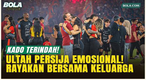 Persija Jakarta merayakan ulang tahunnya yang ke-97 dengan kemenangan manis atas PSIM Yogyakarta di Stadion Utama Gelora Bung Karno. Tak hanya euforia suporter, para pemain juga merayakan momen spesial ini bersama keluarga mereka, dari pasangan, istr...