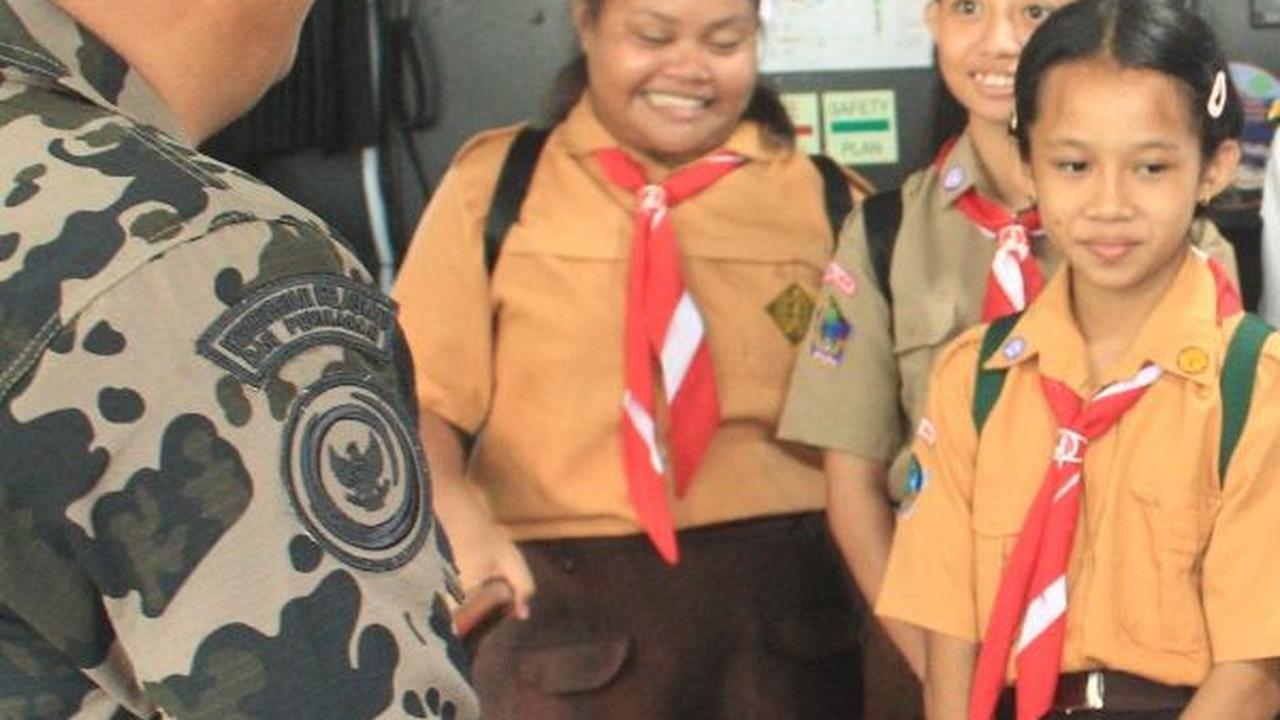 Petugas PSDKP KKP 'Kerahkan' Sejumlah Pelajar jadi Pengawas Kelautan Indonesia