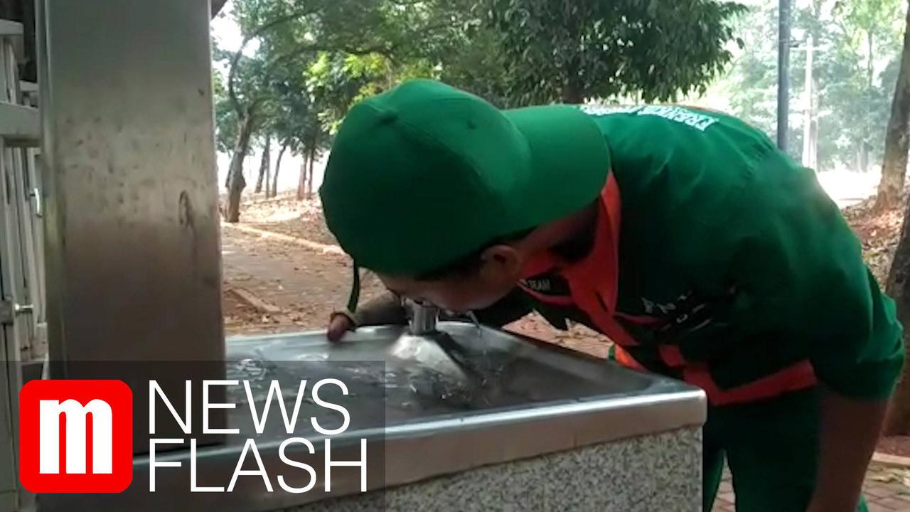 VIDEO: Air Siap Minum di GBK Layak Dikonsumsi