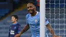 Di posisi 3-5 ditempati oleh gelandang Manchester City, Raheem Sterling. Satu assistnya saat laga terakhir melawan Newcastle United, Sabtu (26/12/2020), menambah pundi-pundi gol dan assistnya menjadi 31. (AFP/Paul Ellis)