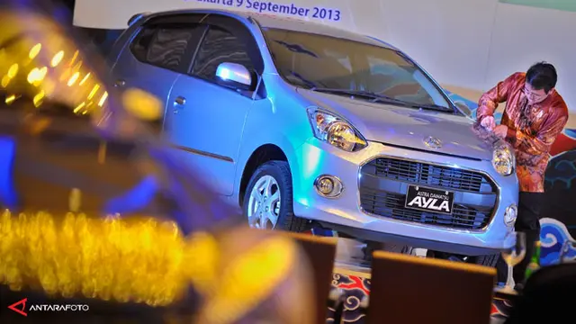 pasar-mobil-murah-130916b.jpg