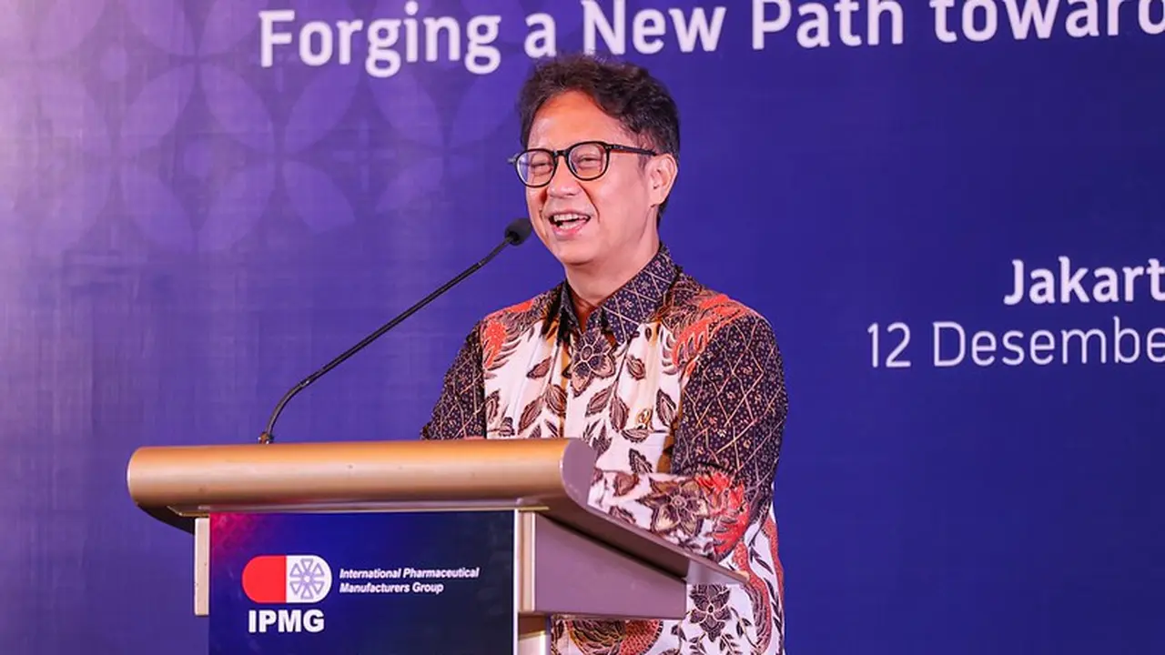 Menkes Budi angkat bicara soal harga obat di Indonesia yang mahal. Bahkan bisa 3-4 kali lebih mahal dari negara tetangga usai gelaran International Pharmaceutical Manufacturers Group/IPMG di Jakarta. (Dok: Kemenkes RI)