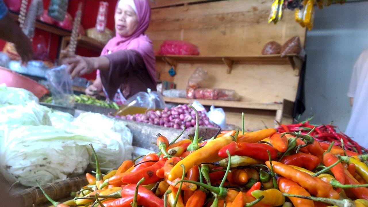 Cabai di pasar tradisional. (Foto: Liputan6.com/Muhamad Ridlo)