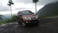 Sabar, Isuzu MU-X 4x4 Baru Tersedia Paling Lambat Akhir 2015