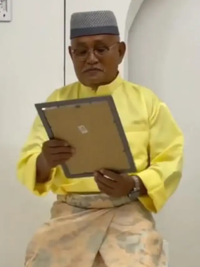 Viral Kisah Suami Foto Lebaran Bersama Potret Istri Pakai Baju Kuning, Alasannya Bikin Mewek