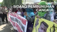 Sidang kasus pembunuhan sadis Enno Parihah (18) dengan terdakwa RAL (16) digelar di Pengadilan Negeri Tangerang, diwarnai aksi unjuk rasa