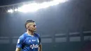 <p>Reaksi kecewa pemain PSIM Yogyakarta, Cristian Gonzales usai kalah 0-3 dari FC Bekasi City saat laga lanjutan Grup B Liga 2 2022/2023 di Stadion Patriot Candrabhaga, Bekasi, Senin (19/09/2022). (Bola.com/Bagaskara Lazuardi)</p>