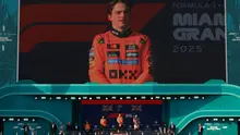 Pembalap McLaren, Oscar Piastri finis pertama pada balapan F1 GP Miami 2025. (Mark Thompson / GETTY IMAGES NORTH AMERICA / Getty Images via AFP)