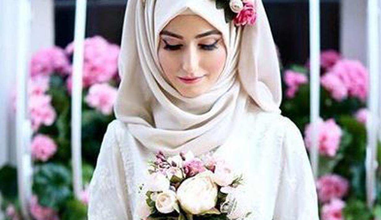 9 Inspirasi Mahkota Bunga Untuk Pernikahan Pengantin Berhijab