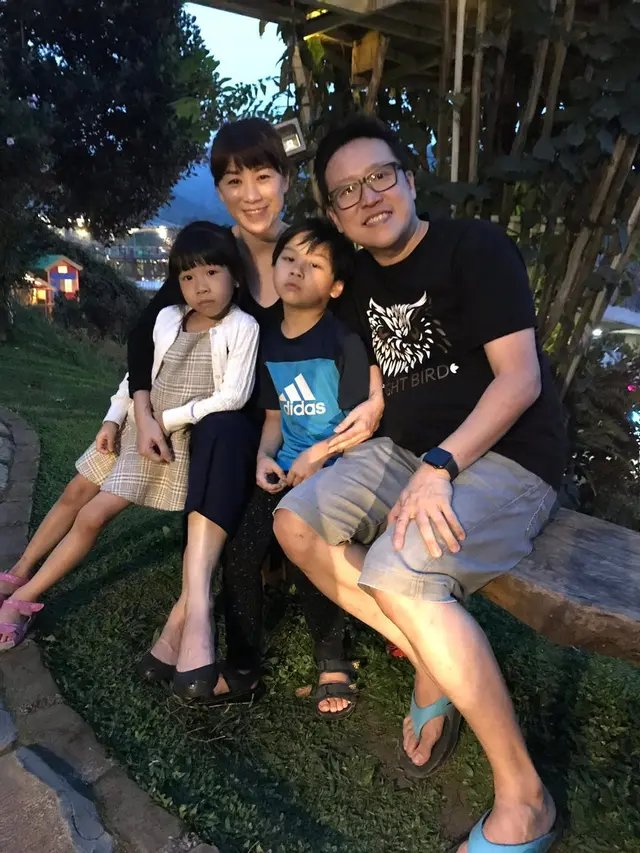 Welly Ng dan keluarga