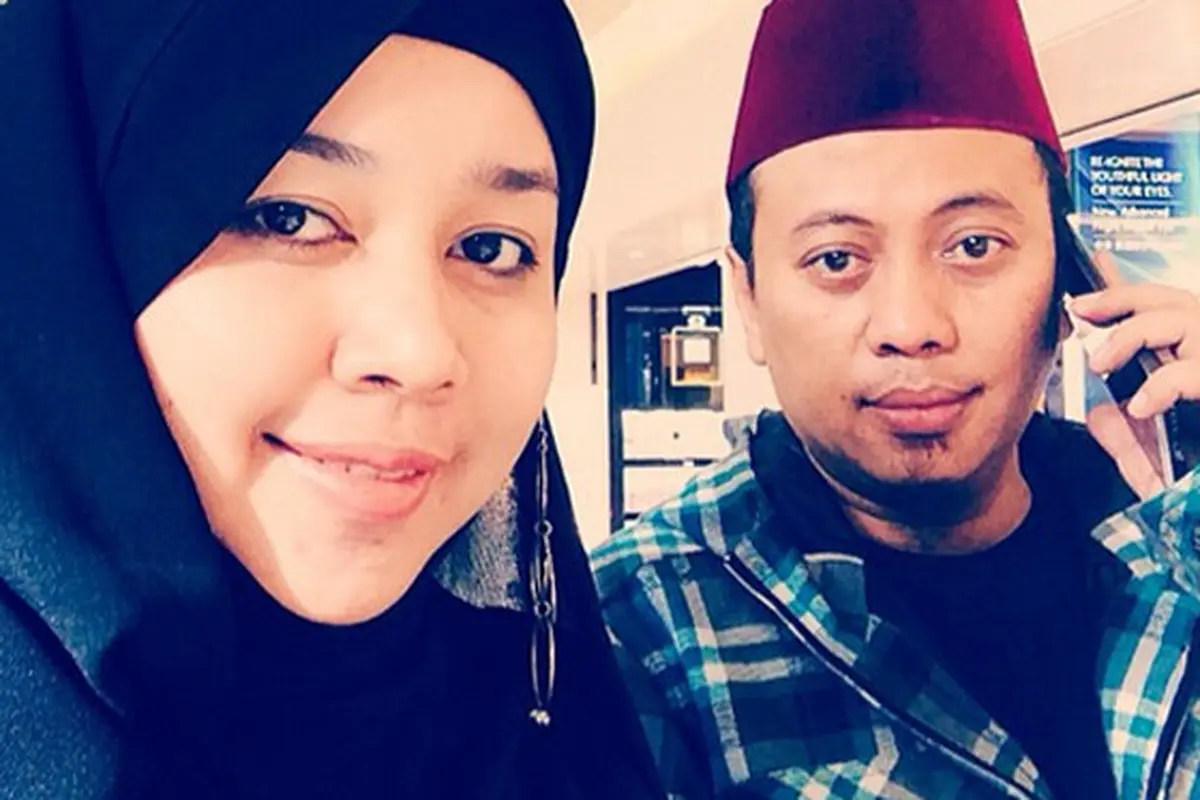 [Bintang] Opick dan Istri