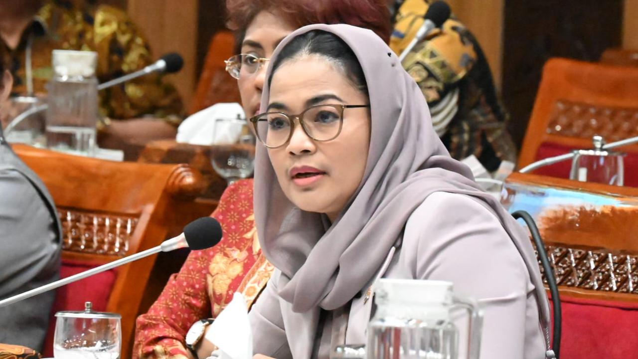 Cucu Soekarno Kritik Keras Penulisan Ulang Sejarah Indonesia: Banyak Fakta Sejarah Hilang!