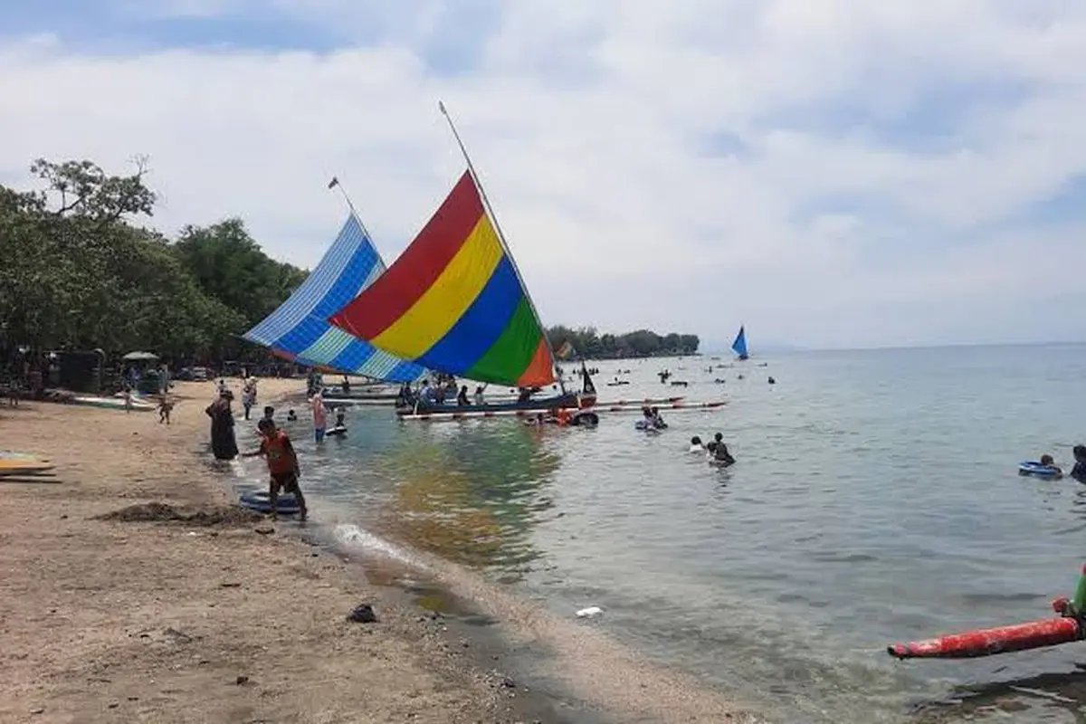 Wisata Bhahari Pasir Putih (Istimewa)