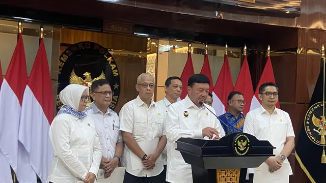 Ketua Kompolnas Budi Gunawan (BG) saat jumpa pers di Kantor Kemenko Polkam Jakarta, Senin (11/11/2024).