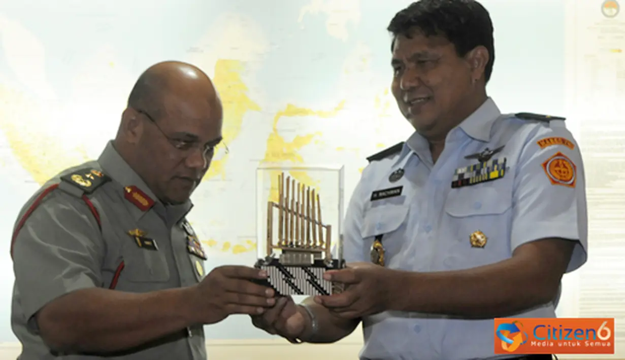 Citizen6, Cilangkap: Delegasi MTAT yang terdiri dari 34 siswa dan sembilan orang pendamping dipimpin oleh Brigjen Dato’ Ismet Nayan Bin Ismail. (Pengirim: Badarudin Bakri)