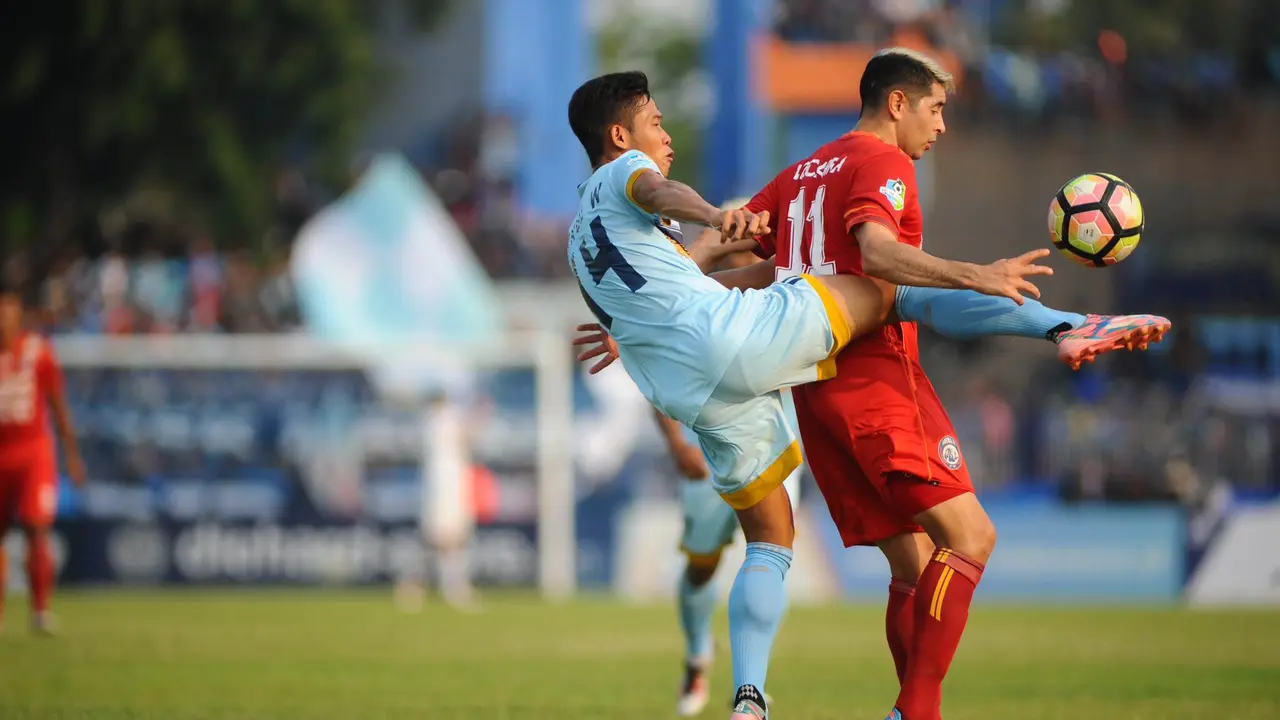 Persela vs Arema