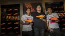 Pesepak bola, Egy Maulana dan Febri Hariyadi saat peluncuran Nike Born Mercurial 360 di Fisik Football, Jakarta, Rabu (7/3/2018). Nike merilis model terbaru Nike Mercurial Superfly dan Vapor 360. (Bola.com/Vitalis Yogi Trisna)