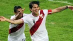Kegembiraan striker Peru Paolo Guerrero seusai menjebol gawang Venezuela pada partai perebutan tempat ketiga Copa America di La Plata, Argentina, 23 Juli 2011. AFP PHOTO/Maxi Failla