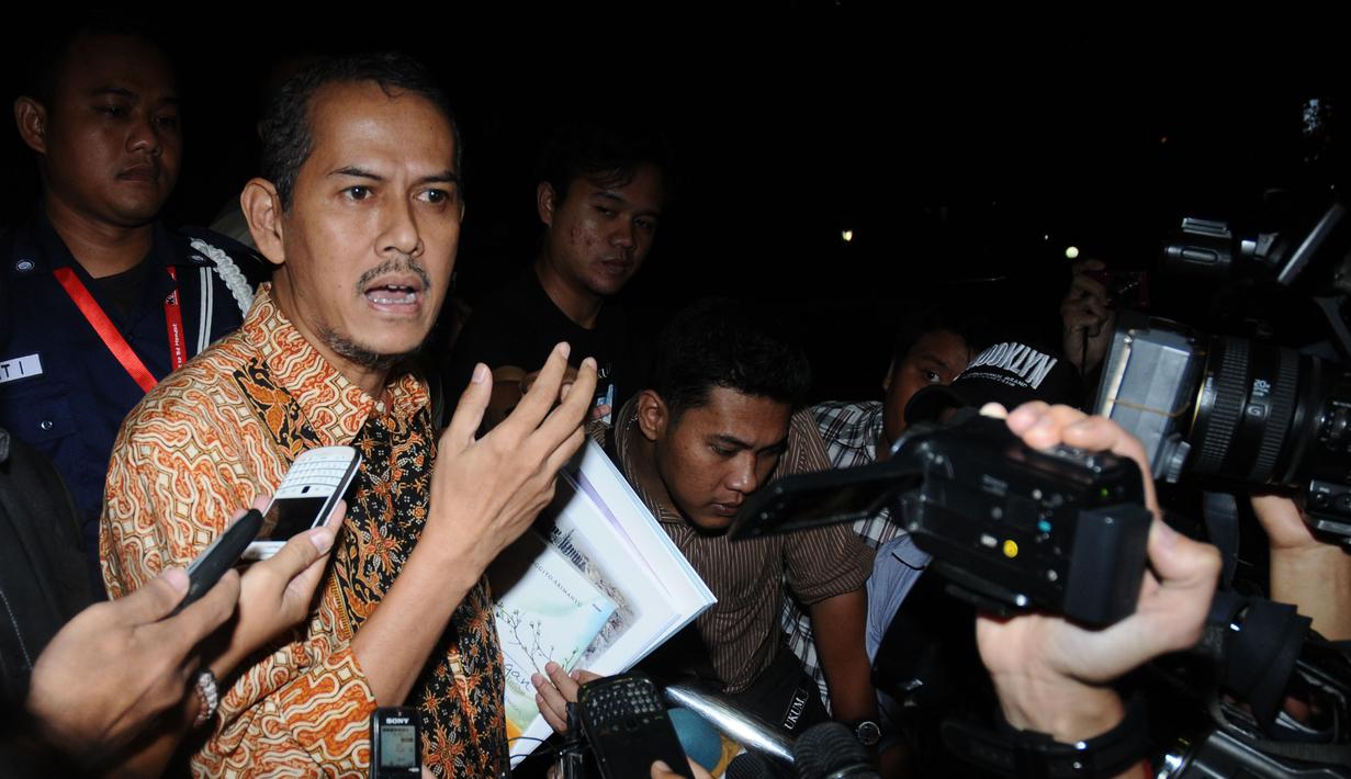  Anggito juga mempersilakan KPK untuk memeriksa permasalahan terkait penyelenggaraan haji dan umroh (Liputan6.com/Helmi Fitrhiansyah)