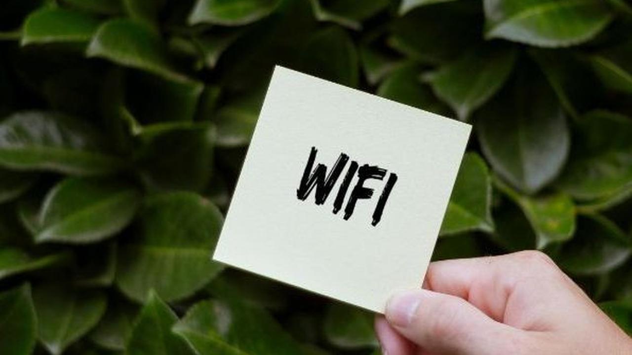 Jangan Coba Coba Buka Mobile Banking Pakai Wifi Gratis, Begini Dampaknya