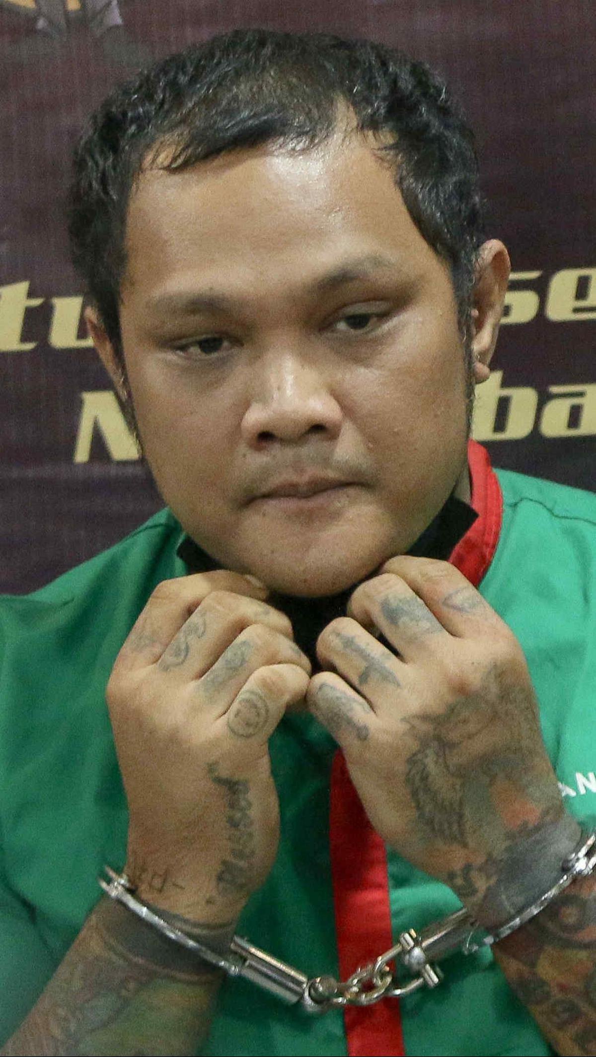 “Selamat siang semuanya saya pribadi ingin menyampaikan atas tindakan saya narkoba saya ingin minta maaf kepada semua pihak,” kata Virgoun saat jumpa pers.&nbsp;Liputan6.com/Herman Zakharia