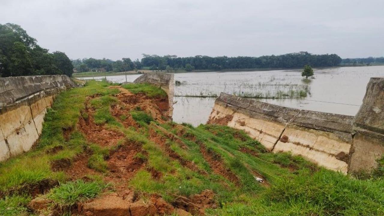 Pemprov Lampung Pastikan Pembangunan Ulang Jembatan Way Bungur di Lampung Timur