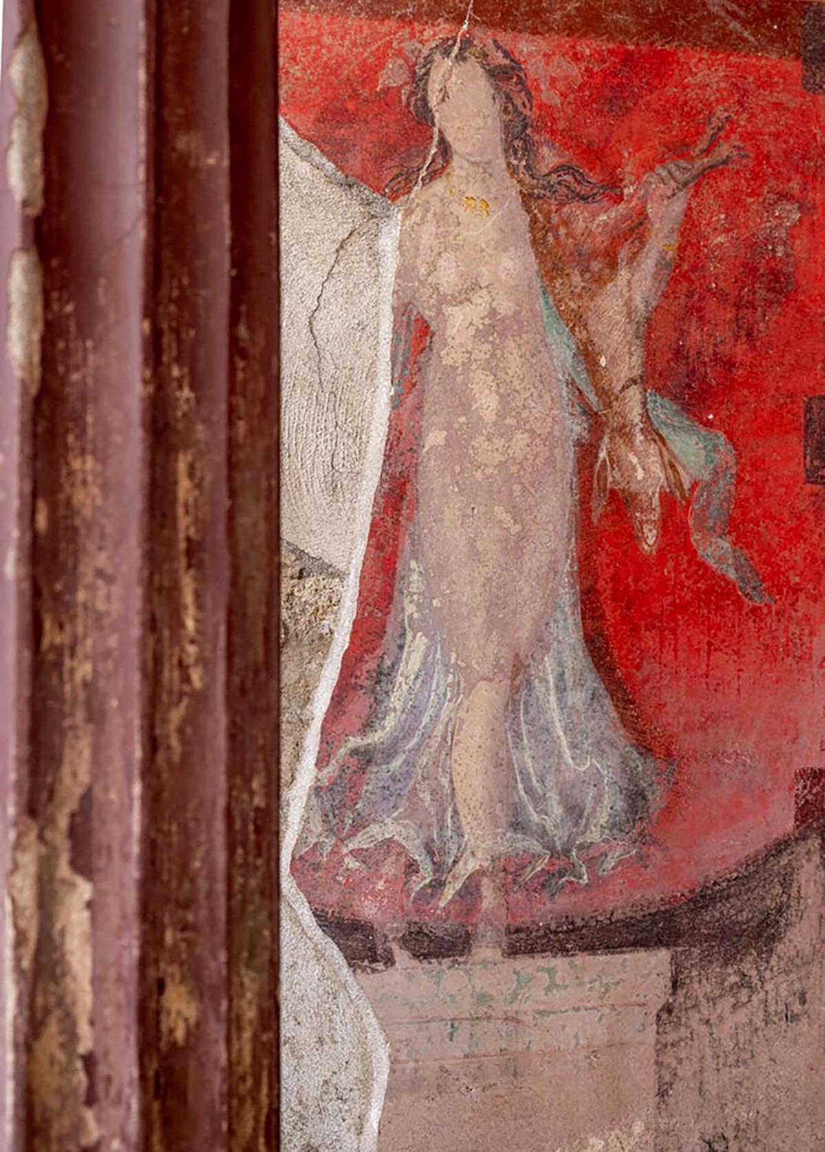 Penemuan lukisan dinding langka di Pompeii