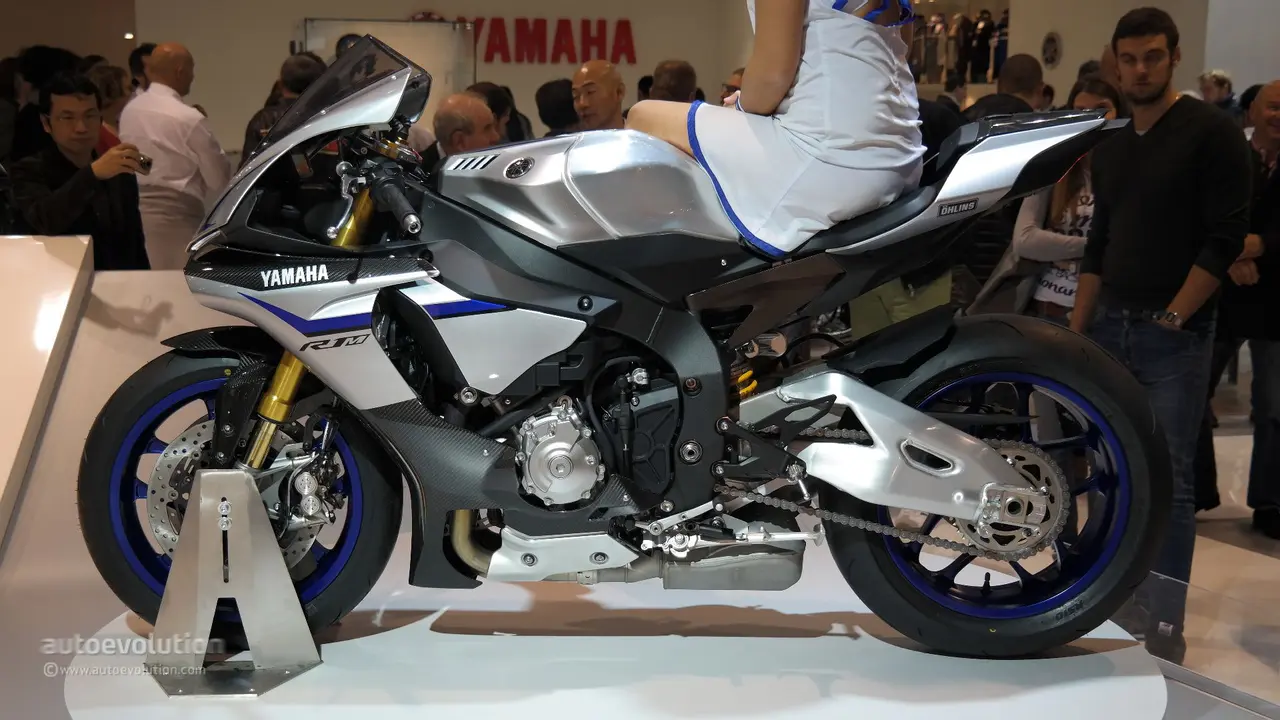Yamaha YZF-R1M