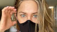 Jennifer Aniston mengungkapkan pentingnya memakai masker (Dok.Instagram/@jenniferaniston/https://www.instagram.com/p/CCEvWDPjXc8/Komarudin)