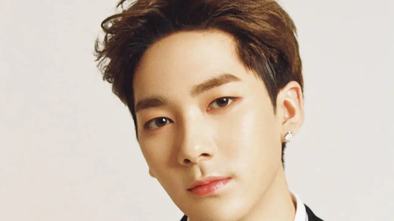 Aron Nu'Est (Instagram/ nuest_official)