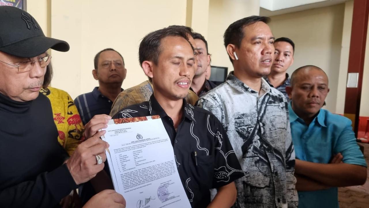 VIDEO: Roy Suryo Cs Dipolisikan Buntut Kasus Tudingan Ijazah Palsu Jokowi, Pelapor "Ada yang Mengaku Ahli"