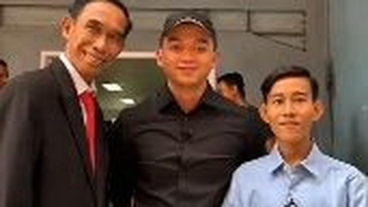 Parodi Mayor Teddy Kawal Presiden Jokowi dan Gibran KW Bikin Ngakak, Langsung Direspon yang Asli