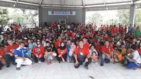 Yayasan Ibnu Sina  membantu peralatan sekolah 1.350 anak di Rusunawa Muara Angke