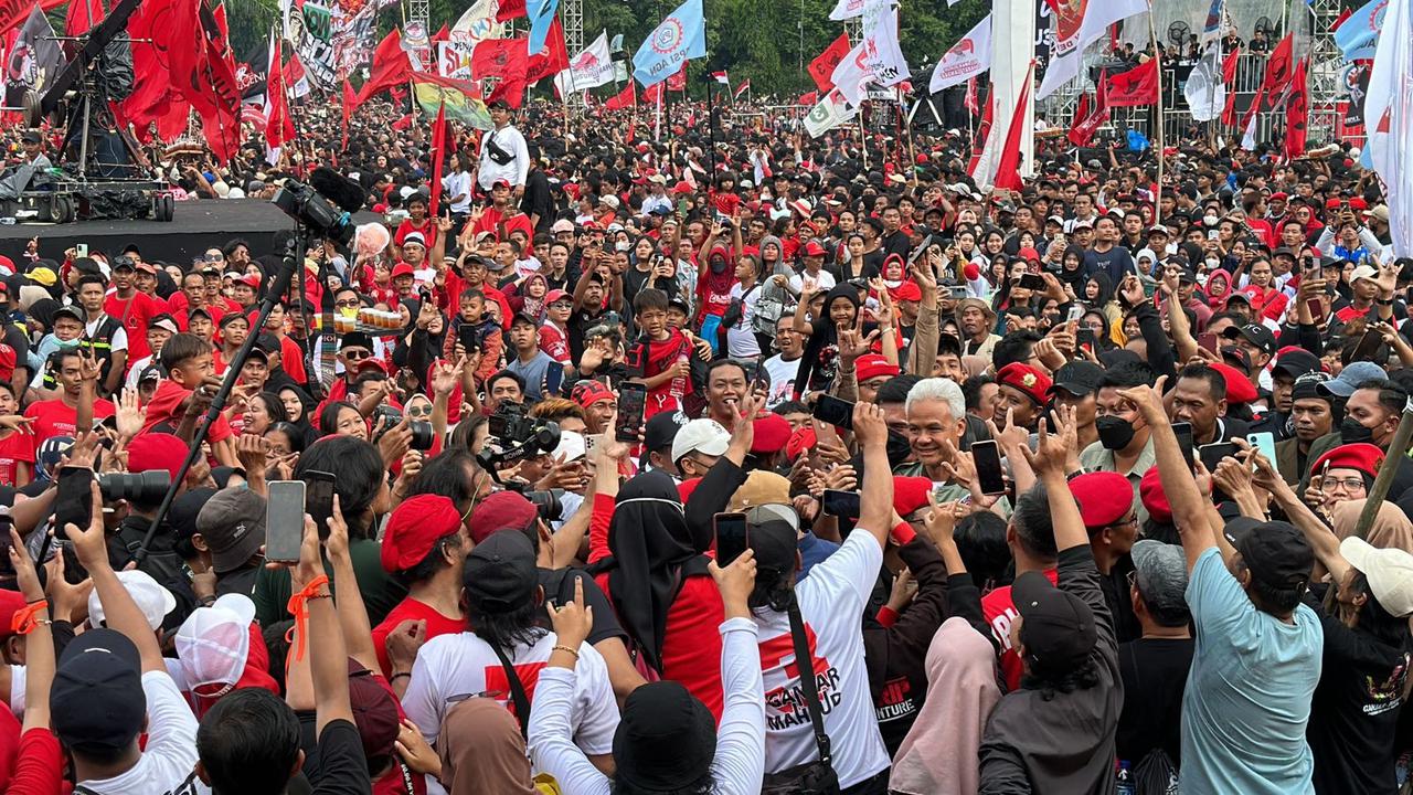 Kampanye Akbar Ganjar-Mahfud di Simpang Lima Semarang