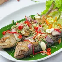 Menu pecak ikan (Foto: Freepik.com)