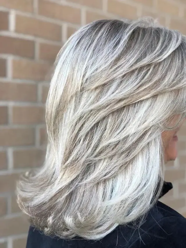 Model Rambut Wanita Usia 50-an