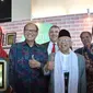 LPPOM MUI kembali memberikan penghargaan "Halal Awards" pada ajang Indonesia International Halal Expo (INDHEX) 2018 bertempat di SMESCO Exhibition Hall, Jakarta.