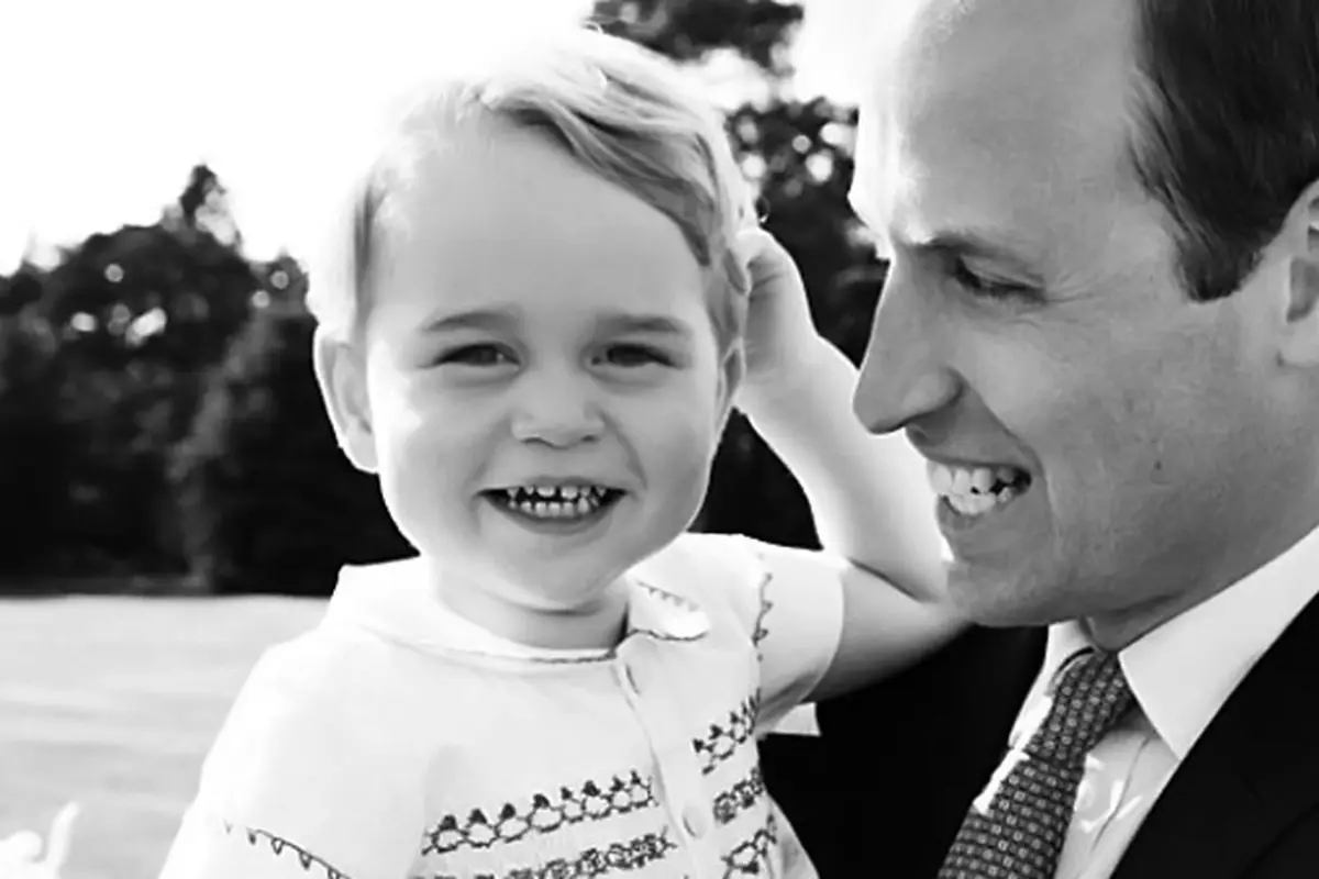 Pangeran George dan ayahnya, pangeran William 