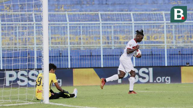 FOTO: PSM Makassar Lolos ke Perempatfinal usai Bermain Imbang 2-2 dengan Borneo FC - Guy Junior